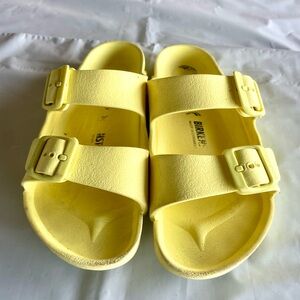 Birkenstock Youth Girl's Arizona Slip On Slide Sandals Yellow Size 2
